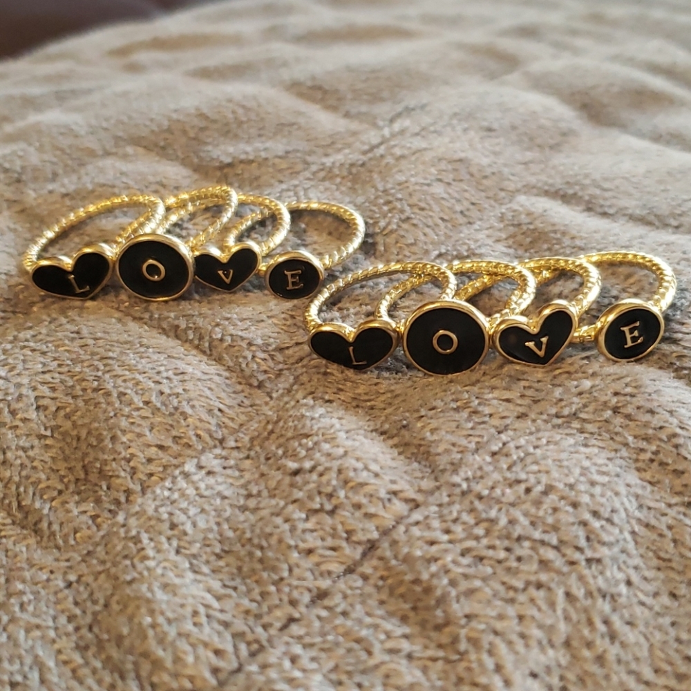 2 sets LOVE stackable rings